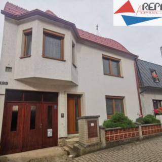 Prodej rodinného domu 131 m&sup2; Velké Žernoseky