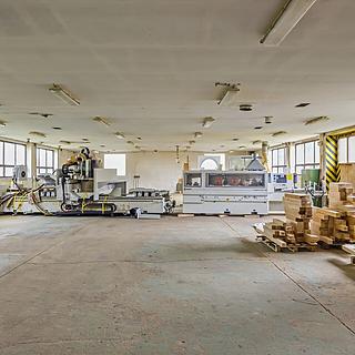 Pronájem skladu 629 m&sup2; Lično