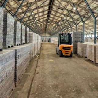 Prodej skladu 1 833 m² Neprobylice