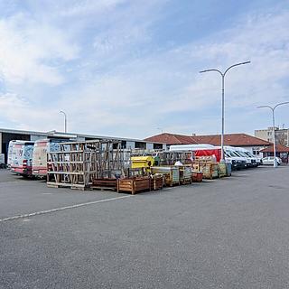 Pronájem skladu 1876 m&sup2; Moravany