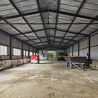 Pronájem skladu 635 m&sup2; Lično