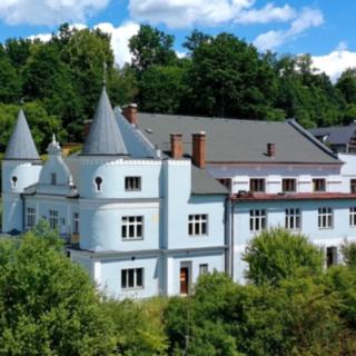 Prodej výrobního objektu 1500 m² Jablonné v Podještědí