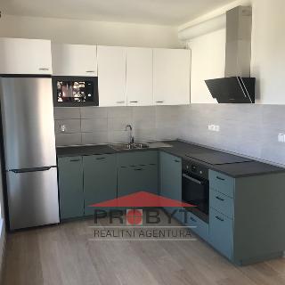 Pronájem bytu 3+kk 74 m² Liberec, Kladenská