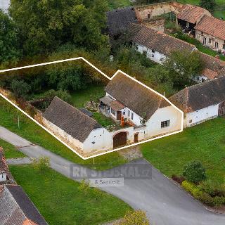 Prodej rodinného domu 173 m² Dříteň