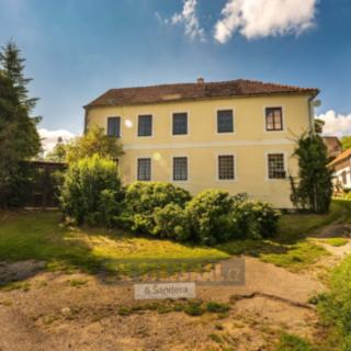 Prodej rodinného domu 430 m&sup2; Brloh