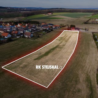 Prodej stavební parcely 7 852 m² Lipí, 