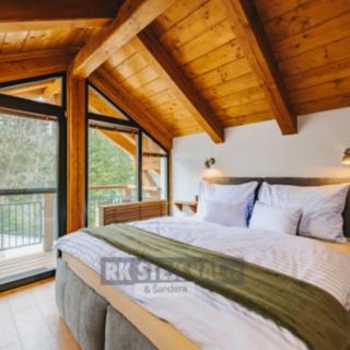 Pronájem bytu 4+kk 116 m² Frymburk