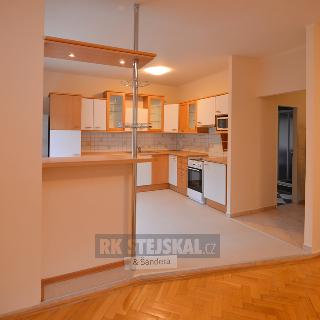 Pronájem bytu 2+kk 70 m² České Budějovice, Na Nábřeží