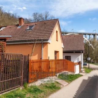 Prodej rodinného domu 94 m² Bechyně, Parkány