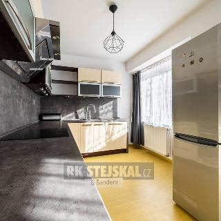 Pronájem bytu 3+kk 69 m² Hluboká nad Vltavou