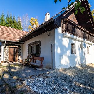 Prodej rodinného domu 341 m&sup2; Dolní Dvořiště