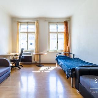 Prodej bytu 2+1 78 m² Praha, Jeronýmova