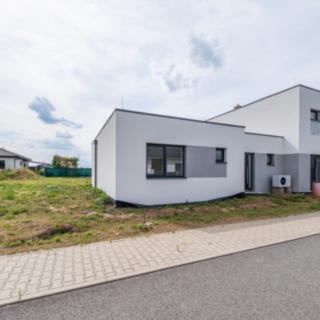 Prodej rodinného domu 98 m&sup2; Jizerní Vtelno