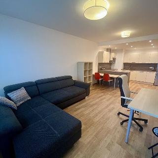 Pronájem bytu 3+kk 78 m² Praha, Hornoměcholupská