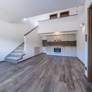 Prodej bytu 3+kk 84 m² Bělá pod Bezdězem, Mladoboleslavská