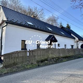 Prodej rodinného domu 156 m² Žandov, 