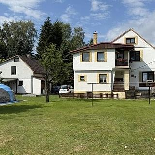 Prodej rodinného domu 320 m&sup2; Staré Křečany