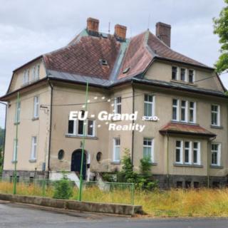 Prodej rodinného domu 800 m&sup2; Velký Šenov