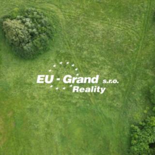 Prodej louky 7471 m&sup2; Zákupy