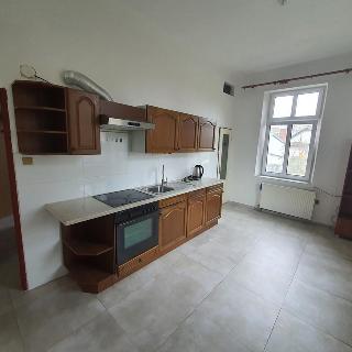 Pronájem bytu 2+1 45 m² Česká Lípa, Dubická