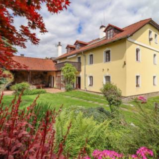 Prodej rodinného domu 550 m² Kašperské Hory Červená
