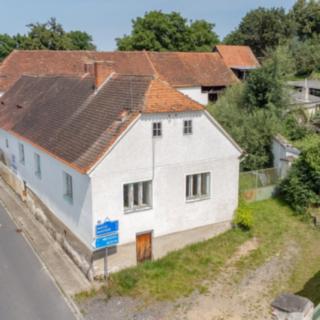 Prodej rodinného domu 200 m&sup2; Žihobce