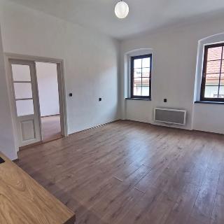 Pronájem bytu 2+kk 52 m² Sušice, Americké armády