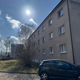 Prodej bytu 1+kk a garsoniéry 34 m² Pardubice, Školská