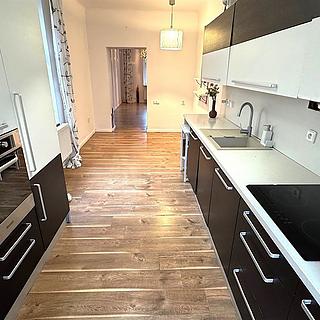 Prodej bytu 3+1 76 m&sup2; Plzeň