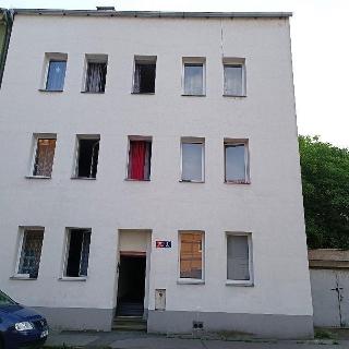 Pronájem bytu 1+kk a garsoniéry 22 m² Ústí nad Labem, Mahenova