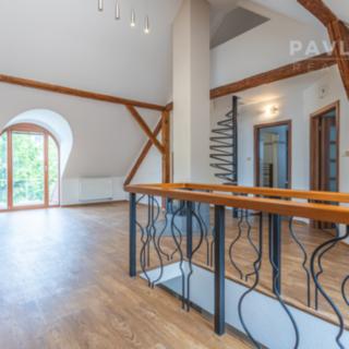 Prodej rodinného domu 289 m² České Budějovice 7, J. Buděšínského