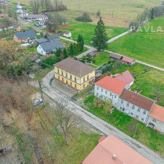 Prodej dvougeneračního domu 389 m² Malonty