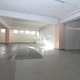 Pronájem skladu 335 m² Jihlava, Pávovská