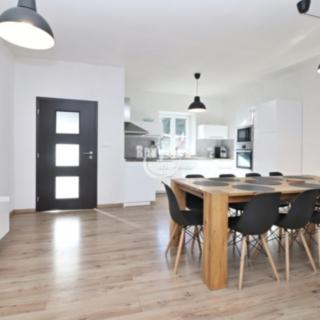 Prodej rodinného domu 310 m&sup2; Volevčice