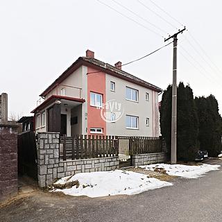 Prodej rodinného domu 215 m&sup2; Suchá