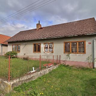 Prodej rodinného domu 220 m² Vyskytná, 