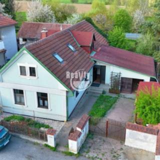 Prodej rodinného domu 180 m² Černá