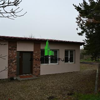 Prodej bytu 3+1 102 m² Tasovice, 