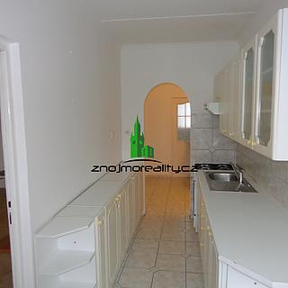 Pronájem bytu 3+1 77 m² Znojmo