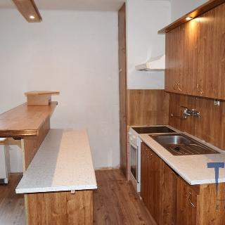 Prodej bytu 1+kk a garsoniéry 38 m² Trutnov, Horská