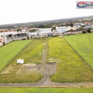 Pronájem komerčního pozemku 17000 m² Nupaky