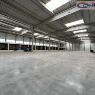 Pronájem skladu 2800 m² Starovice