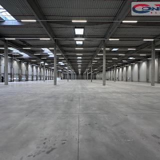 Pronájem výrobního objektu 12 000 m² Pardubice, Salavcova