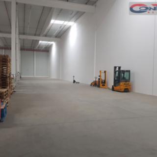 Pronájem skladu 860 m² Hněvotín