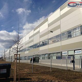 Pronájem skladu 901 m&sup2; Hranice