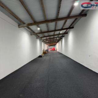 Pronájem skladu 600 m² Praha