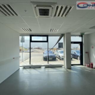 Pronájem skladu 576 m² Hradec Králové