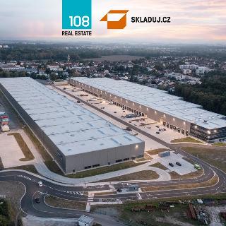 Pronájem skladu 2 500 m² Pardubice, Nádražní