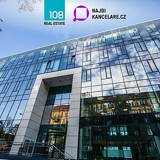 Pronájem kanceláře 902 m² Praha