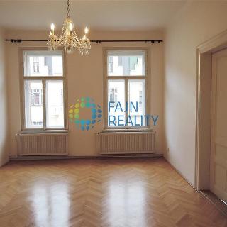 Pronájem bytu 4+1 132 m² Praha, Na Švihance